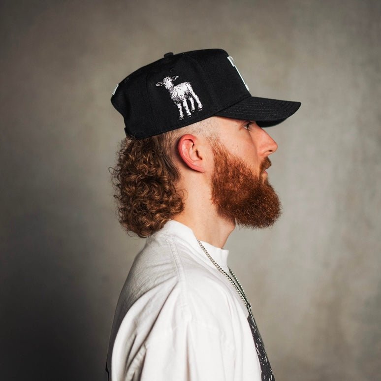[PRE-ORDER - SHIPS MAY 29TH] ‘7’ Premium SnapBack - Black/White